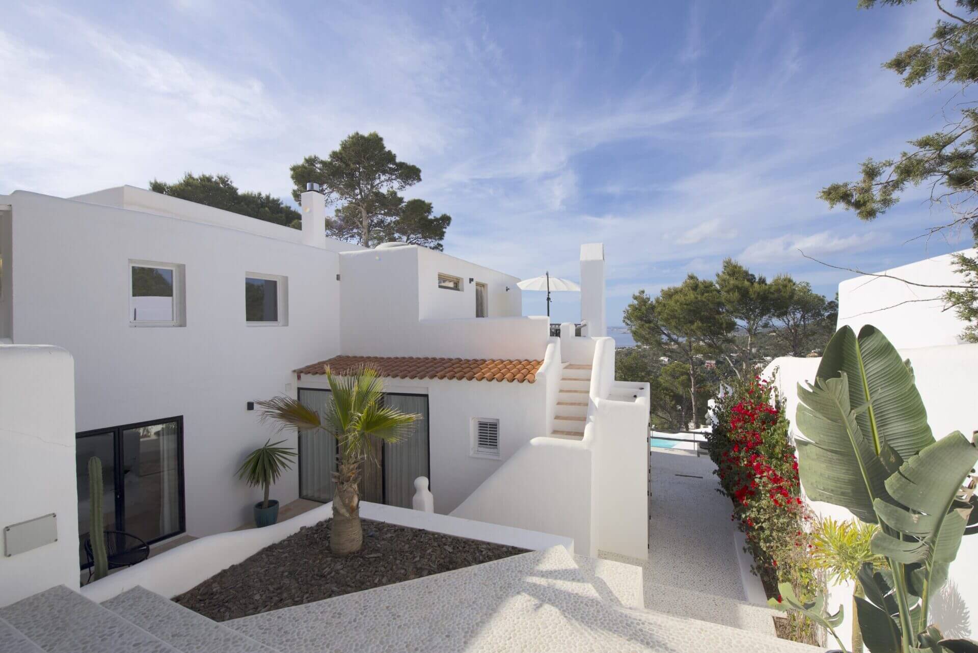 J007.SIB19 JAMES the BnB Butler Ibiza luxury villa rental Ibiza